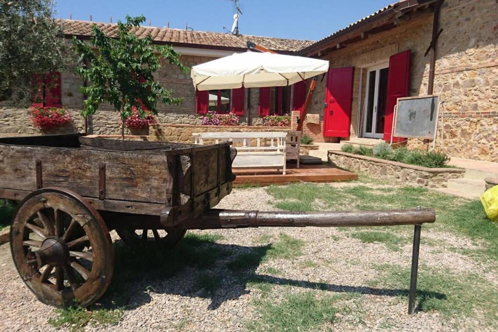 Il Barbagianni Bed & Breakfast Montepescali Exterior photo
